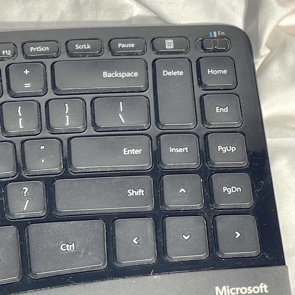 Microsoft Sculpt Ergonomic Desktop KEYBOARD Model 1559 No USB Dongle Not Tested